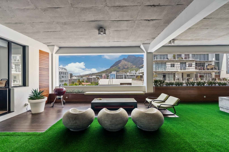 2 Bedroom Property for Sale in Gardens Western Cape